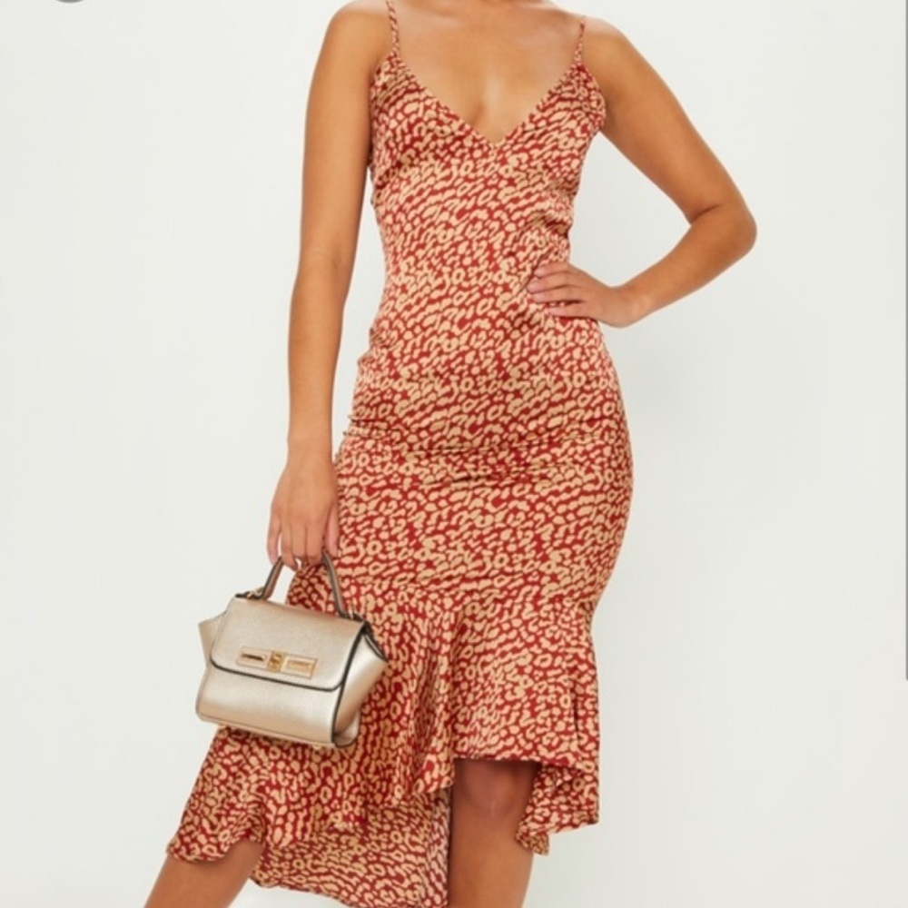 PrettyLittleThing Red Leopard Pront Ruffled High Low Dress - US8